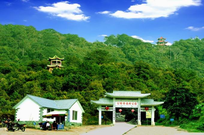 给浦北人提供休闲,赏景和户外运动的悠闲场所;作为该县县城旅游规划的