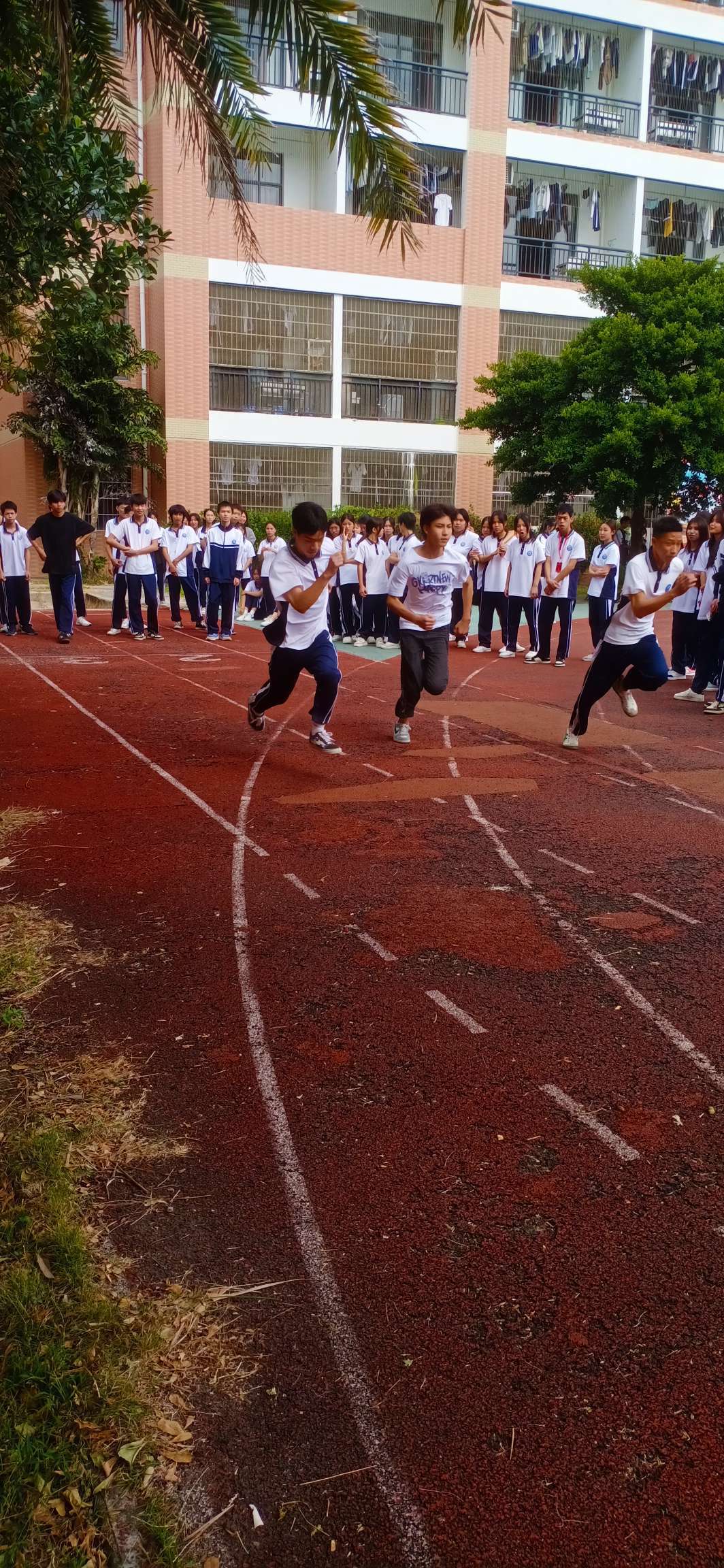 20231123170036front2_0_191714_Fm-rHs0DeaeB1s7QHR7qycLwlMpD.jpg