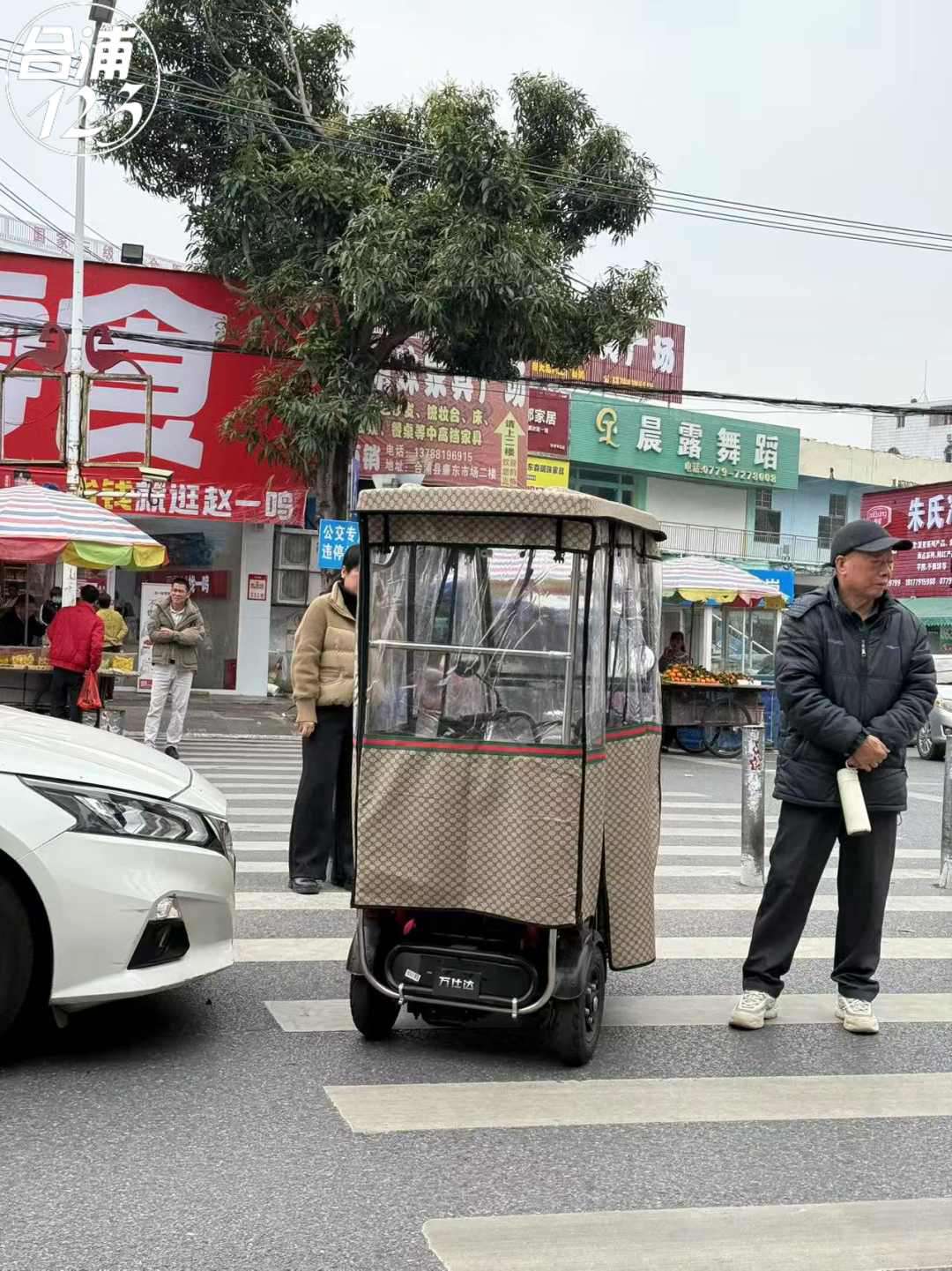 111.jpg