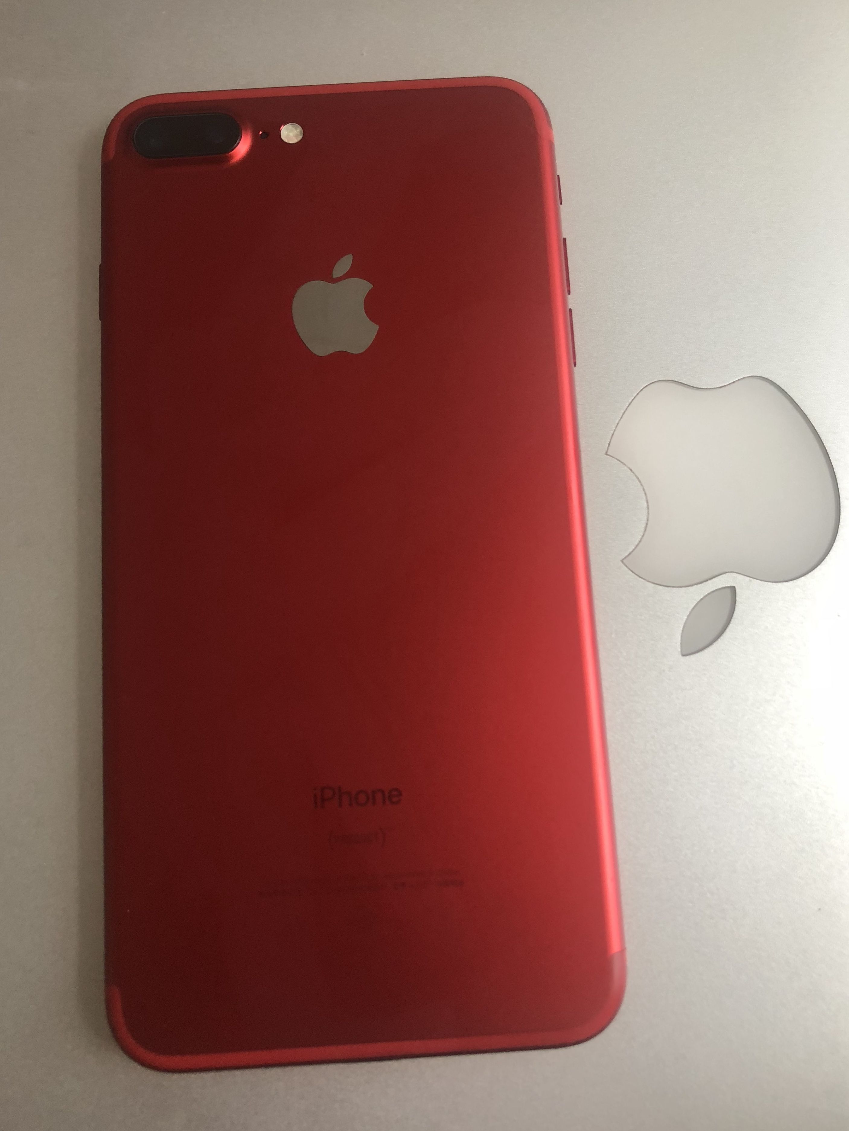 国行苹果7p红色128g
