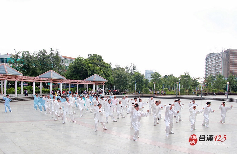 Ƭ 010.jpg
