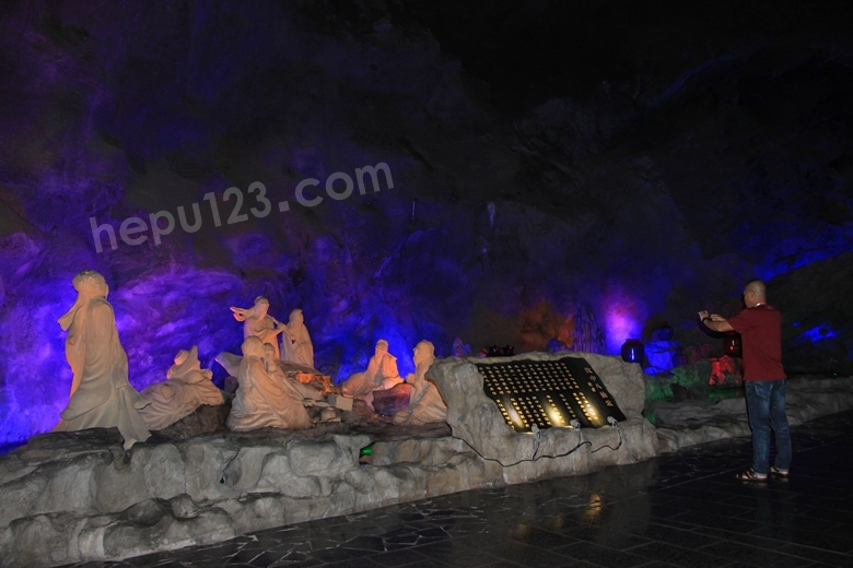 Ƭ 089.jpg