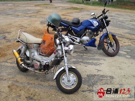 Ƭ 019.jpg
