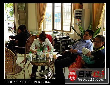 Ƭ 024.jpg