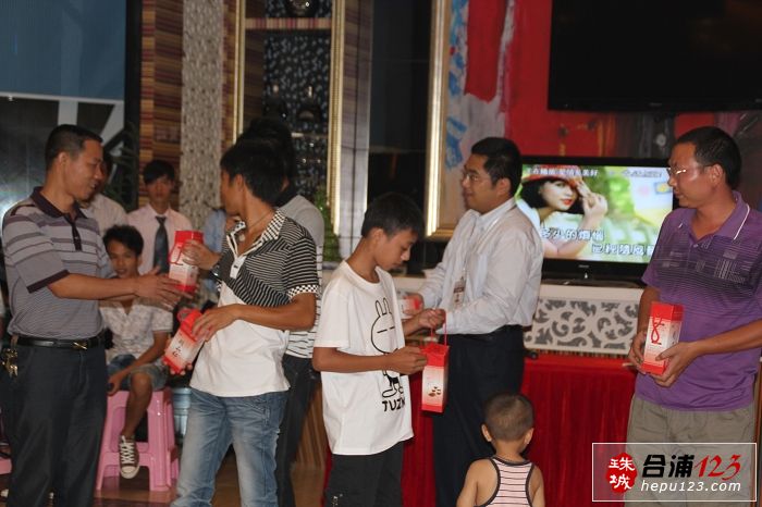 ҵ齱201186 320.jpg